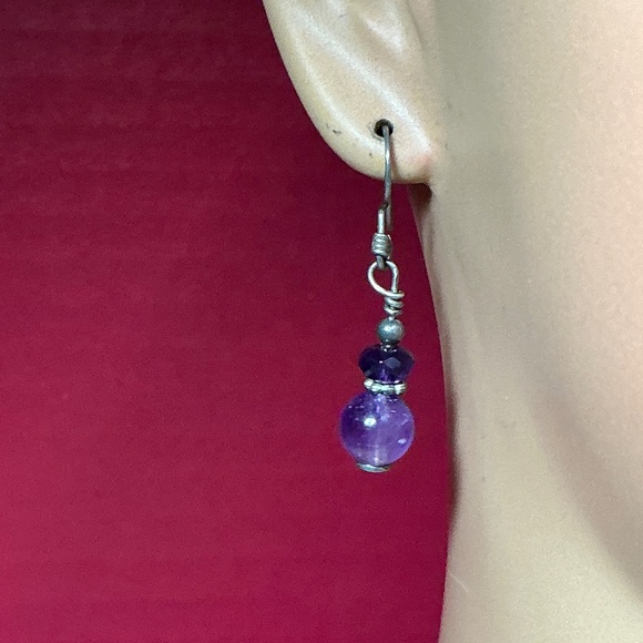 Sterling Silver and Amethyst Dangle Earrings. 1.5 inches long - Picture 1 of 5